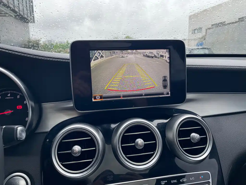 Mercedes-Benz GLC 2018 — фото 10
