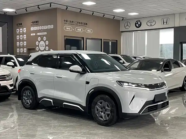 BYD Yuan UP 2025