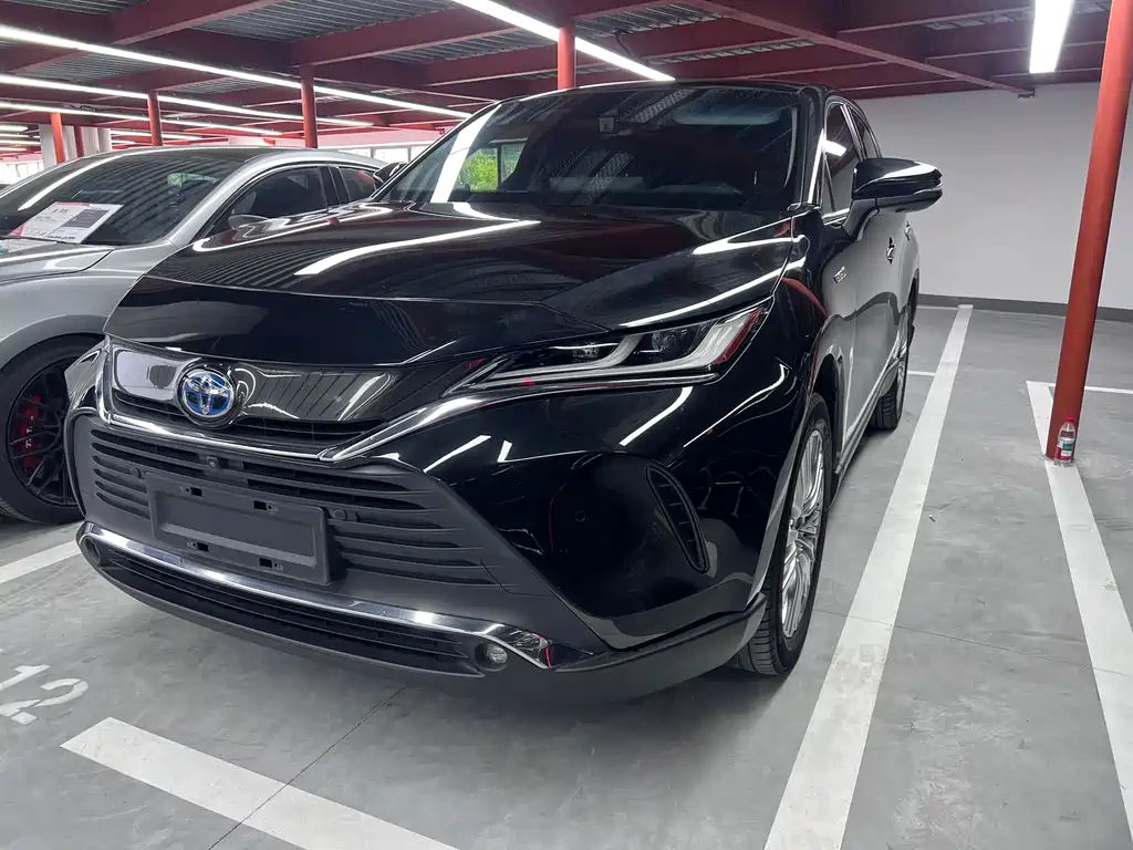 Toyota Harrier 2022