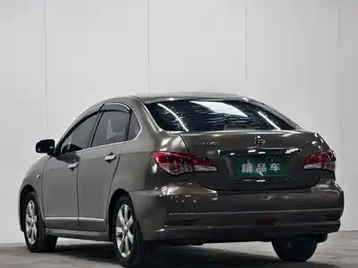 Nissan Sylphy 2012