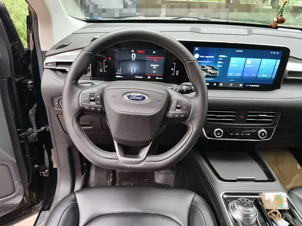 Ford Edge 2022 — фото 11