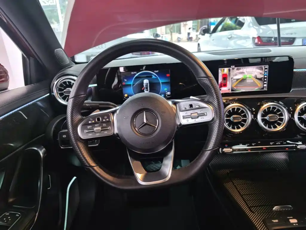 Mercedes-Benz A-Class 2020 — фото 7