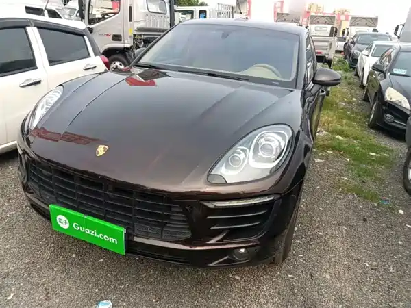 Porsche Macan 2014