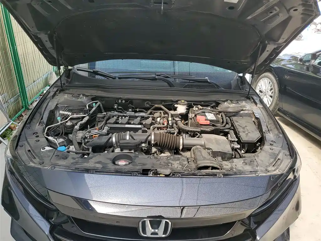 Honda Accord 2021 — фото 16