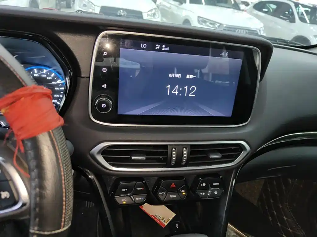 GAC Motor Trumpchi GS4 2018 — фото 10
