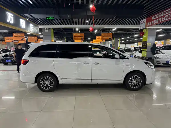 Buick GL8 2021