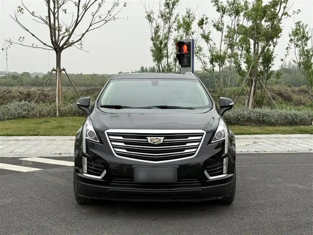 Cadillac XT5 2018 — фото 23