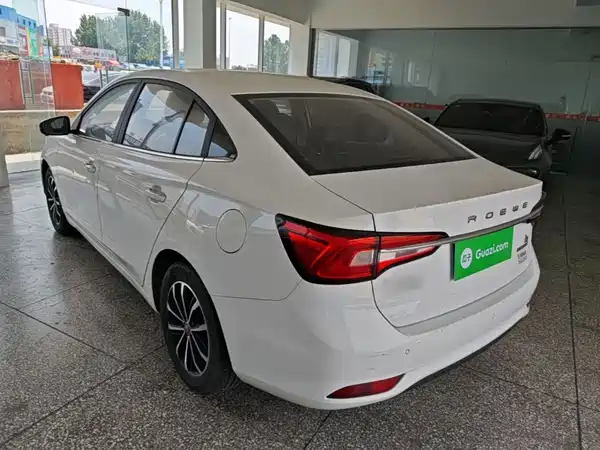 Roewe i5 2020