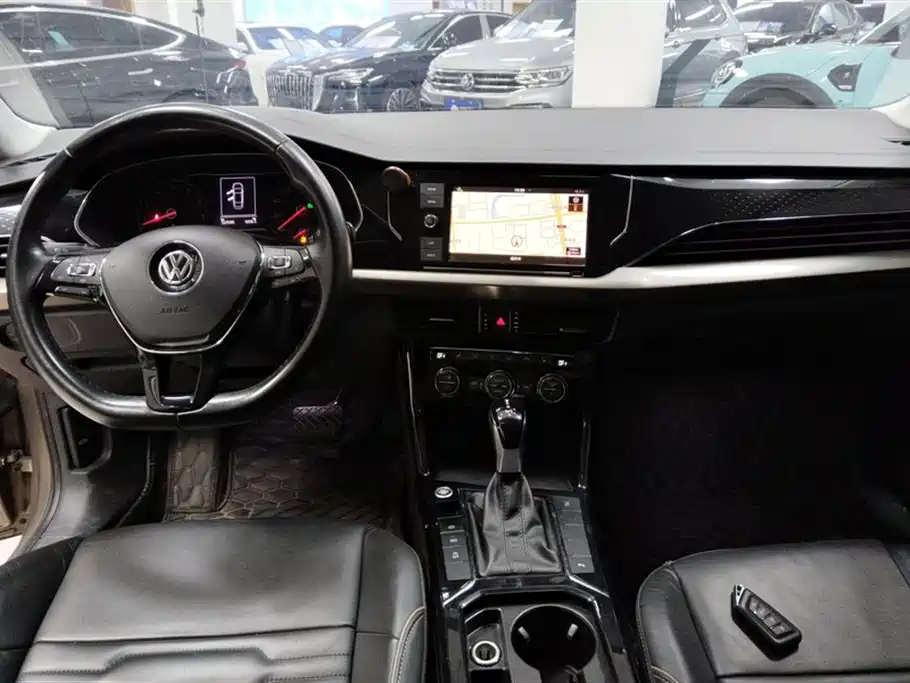 Volkswagen Passat 2020 — фото 12