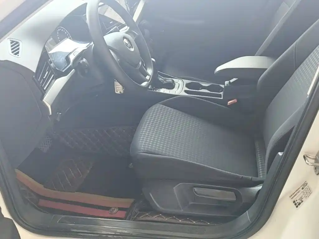 Volkswagen Bora 2023 — фото 15