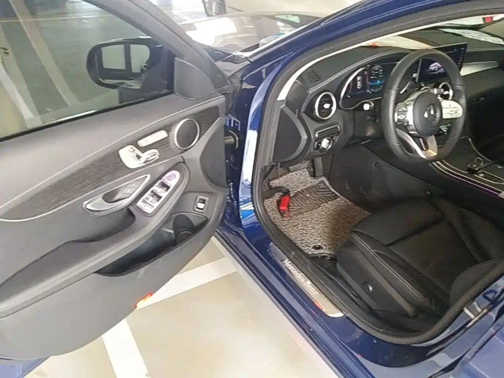 Mercedes-Benz C-Class 2021 — фото 16