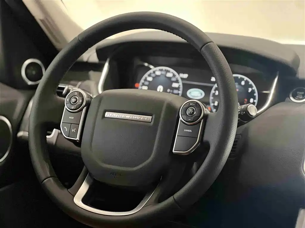 Land Rover Sport 2017 — фото 9