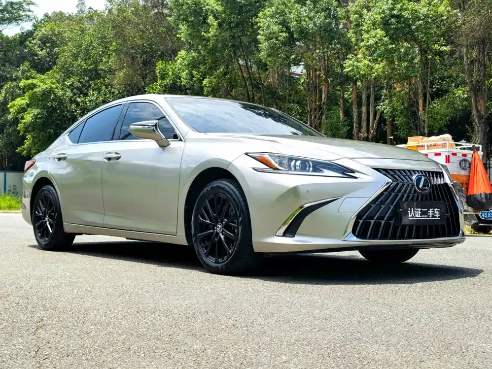 Lexus ES 2022 — фото 3