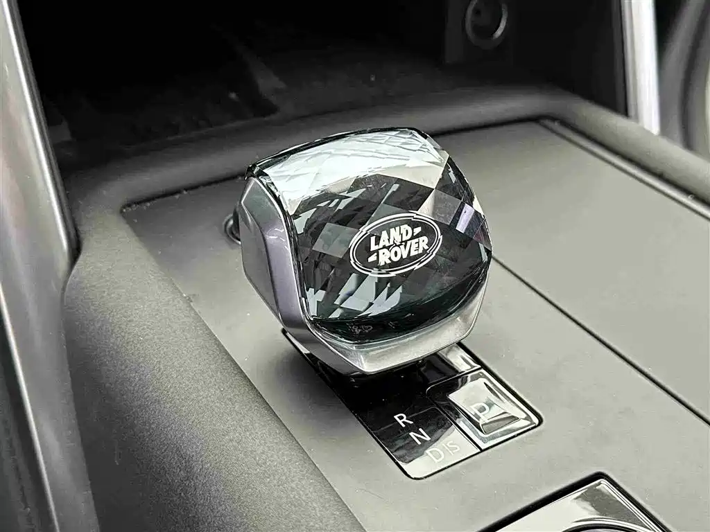 Land Rover Discovery 2025 — фото 14