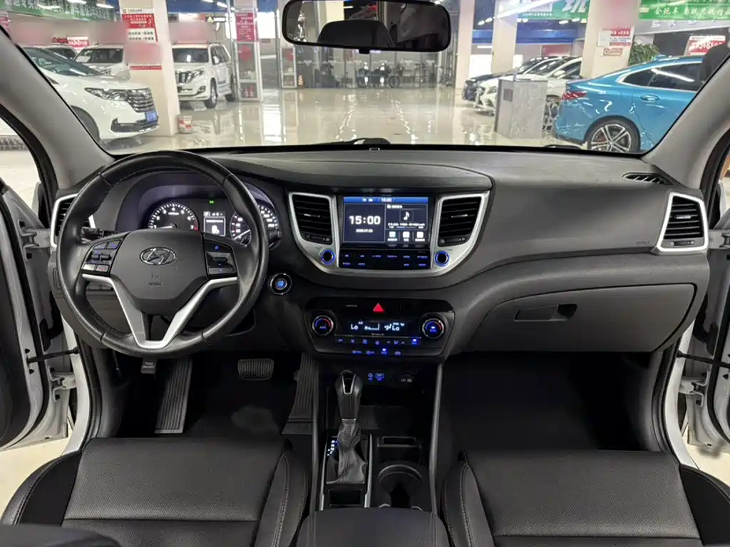 Hyundai Tucson 2018 — фото 15