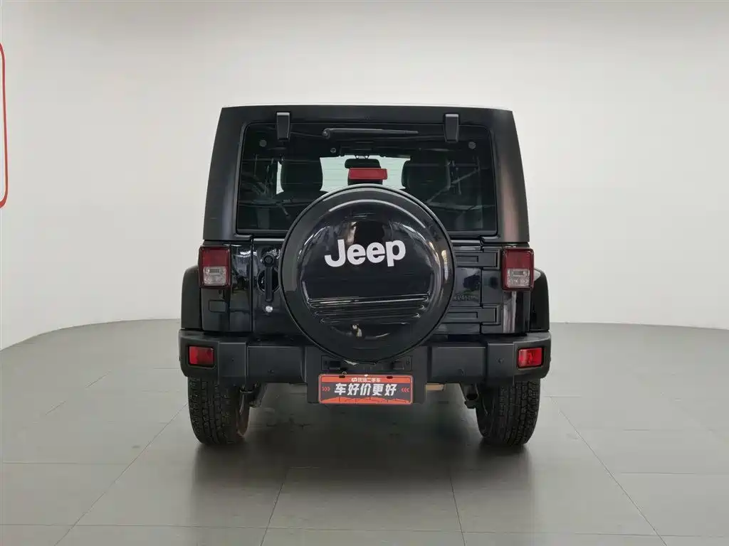 Jeep Wrangler 2017 — фото 4