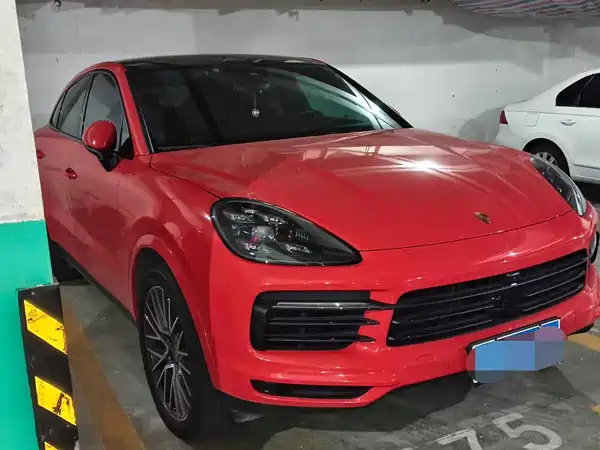 Porsche Cayenne 2021