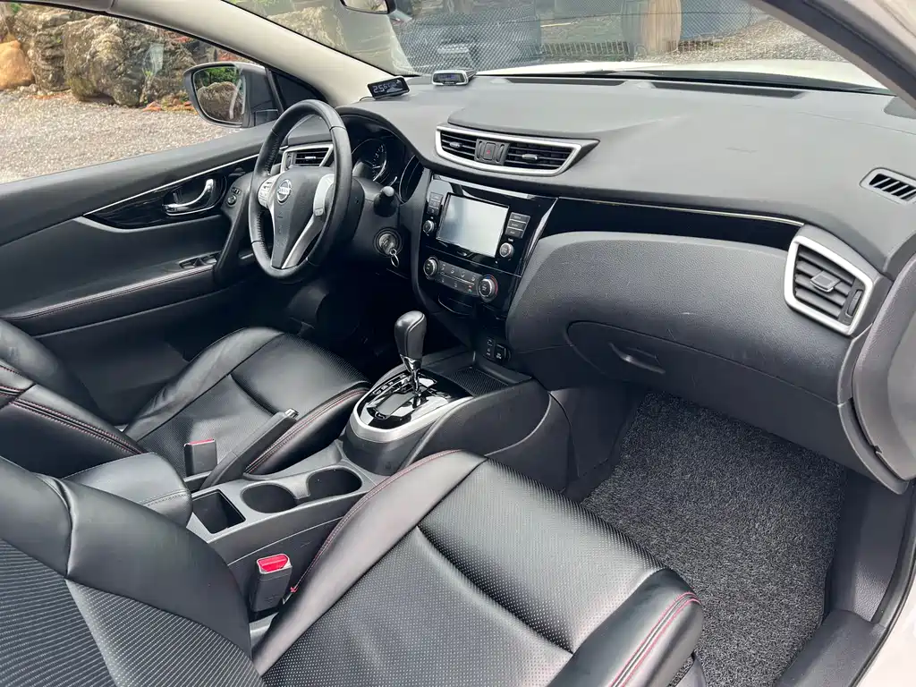Nissan Qashqai 2018 — фото 10