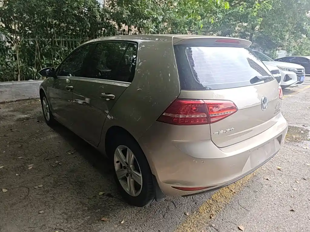 Volkswagen Golf 2016