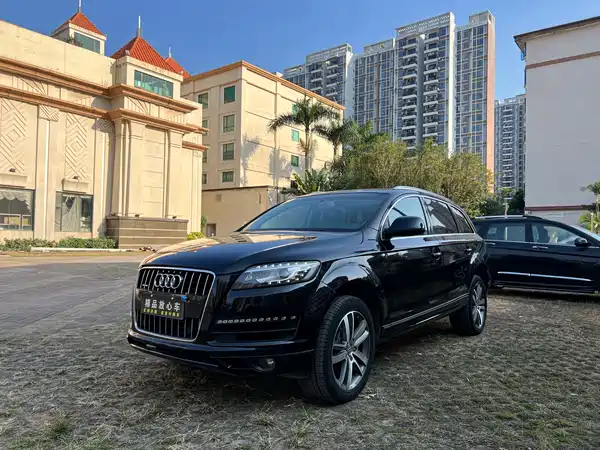 Audi Q7 2011