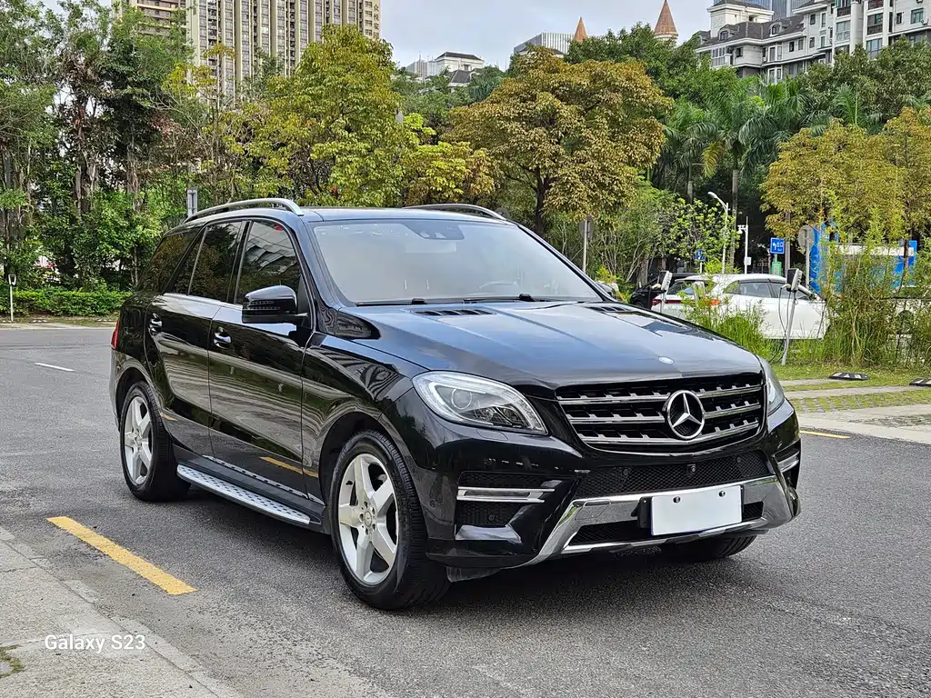 Mercedes-Benz M-Class 2014