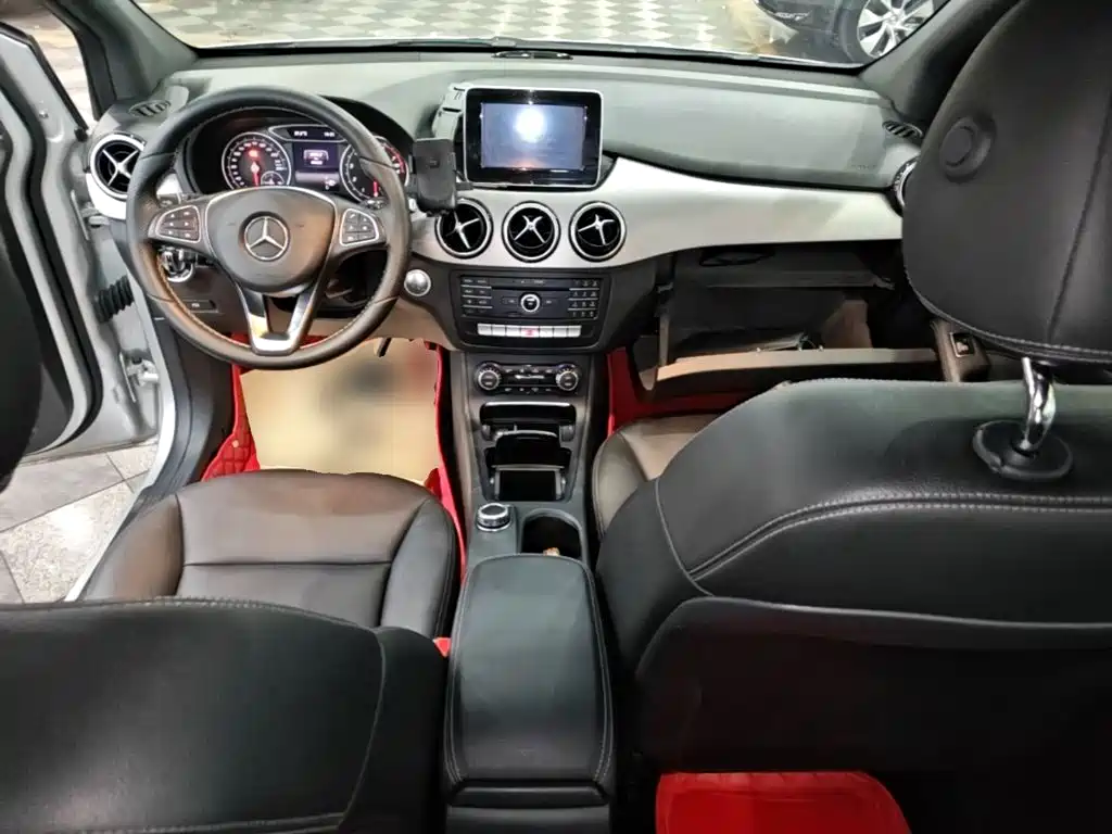 Mercedes-Benz B-Class 2015 — фото 10