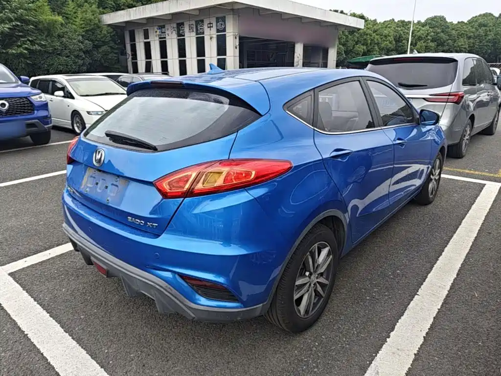 Changan Eado XT 2018 — фото 7
