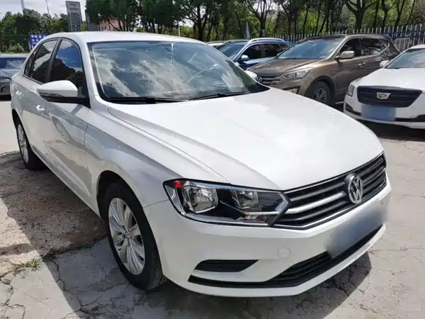 Volkswagen Bora 2021