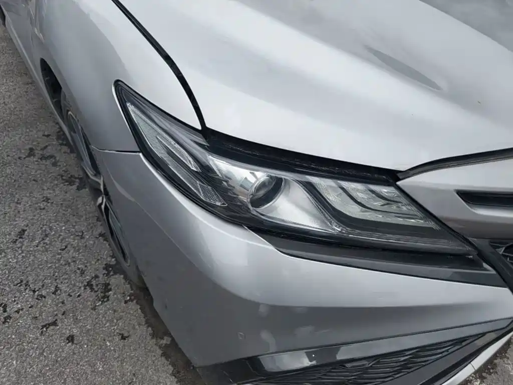 Toyota Camry 2021 — фото 13