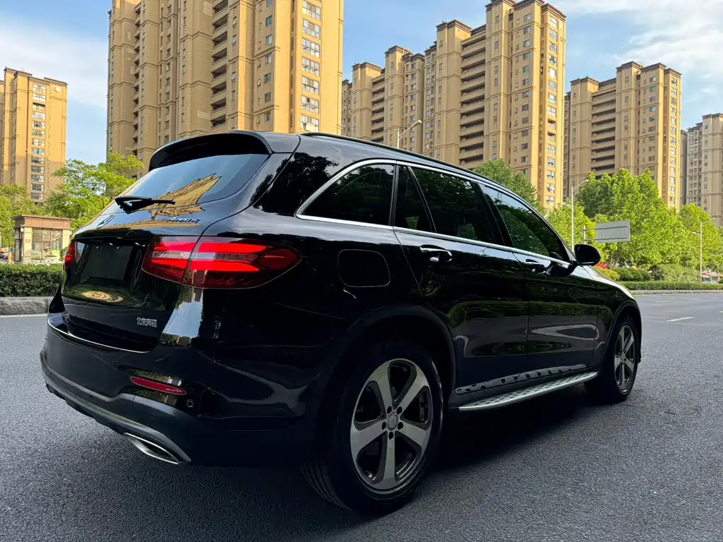 Mercedes-Benz GLC 2018 — фото 6