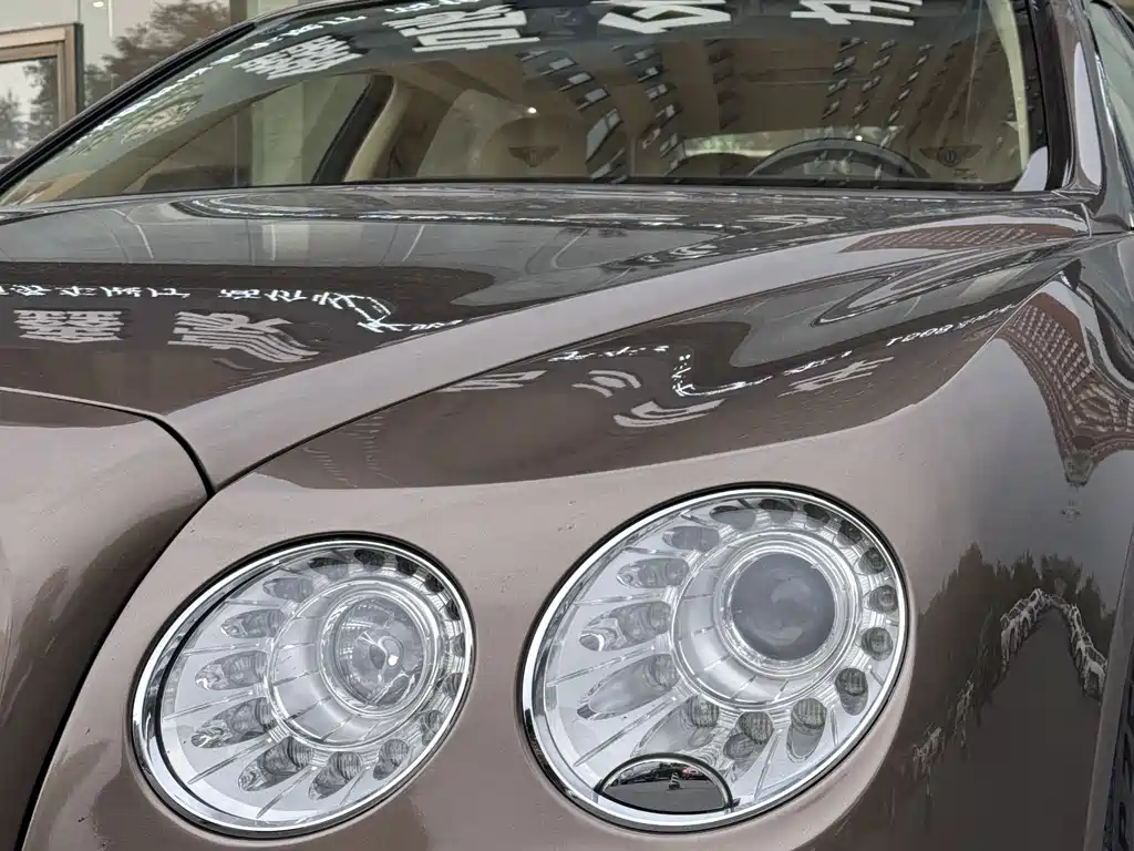 Bentley Flying Spur 2014 — фото 4