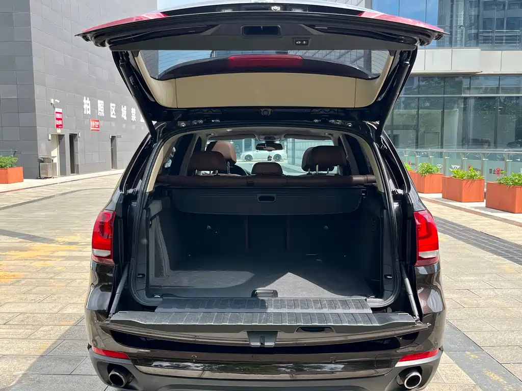 BMW X5 2018 — фото 27