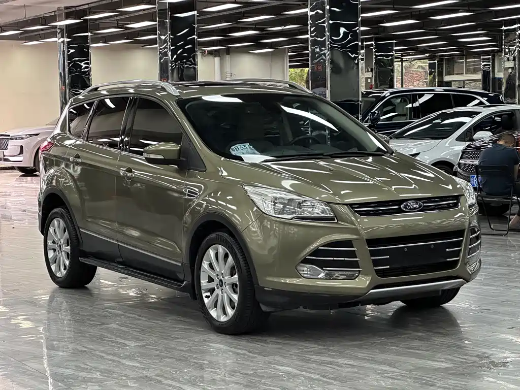 Ford Kuga 2014