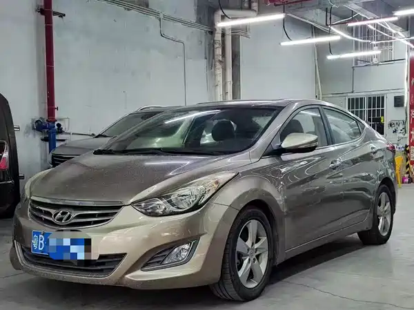 Hyundai Elantra Langdong 2014
