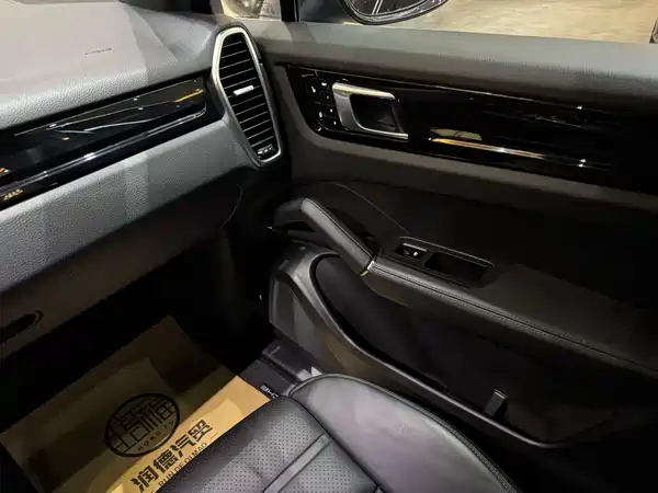 Porsche Cayenne 2018