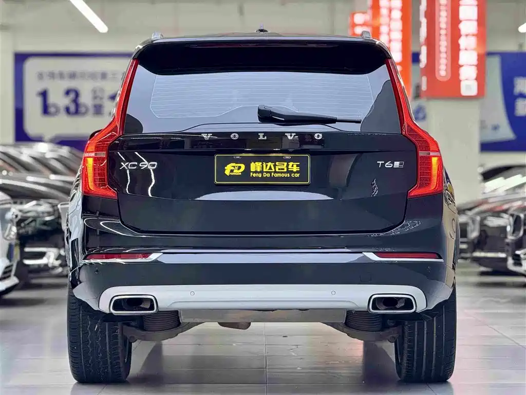 Volvo XC90 2018 — фото 2