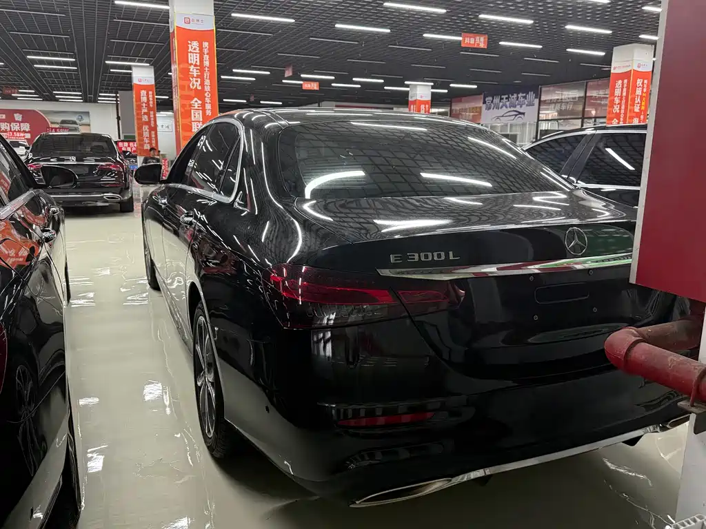 Mercedes-Benz E-Class 2021
