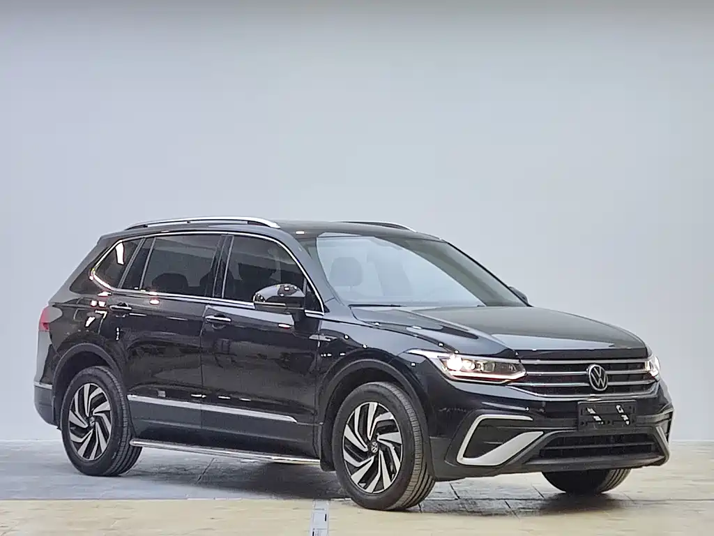 Volkswagen Tiguan L 2022 — фото 3