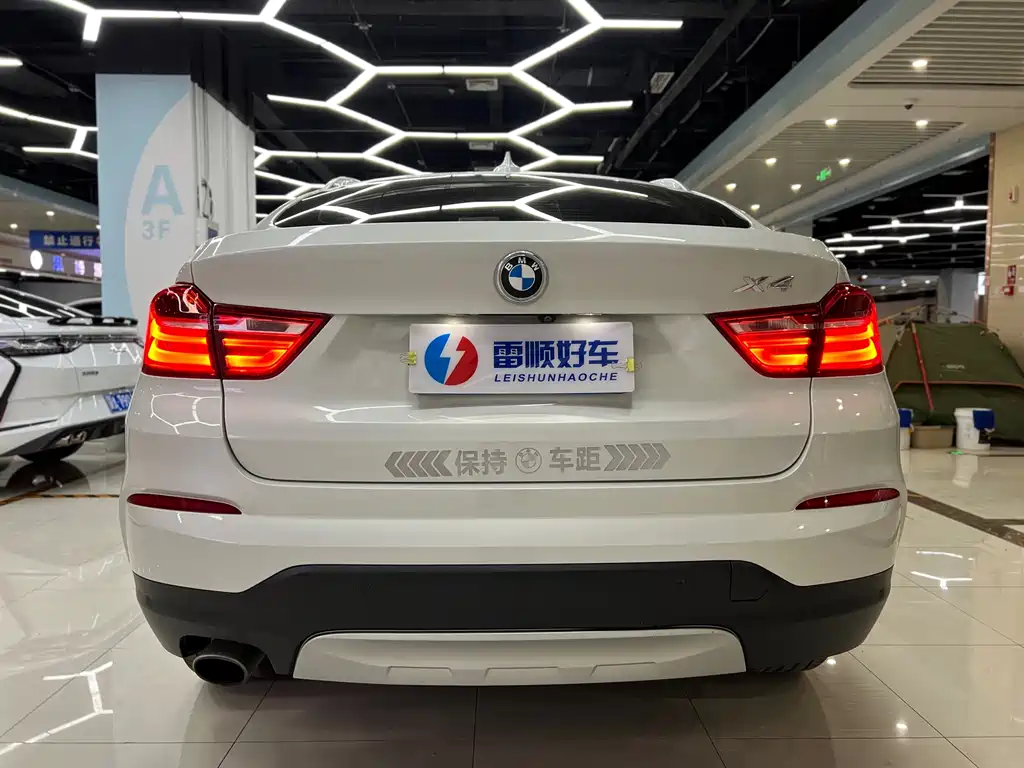 BMW X4 2016 — фото 10