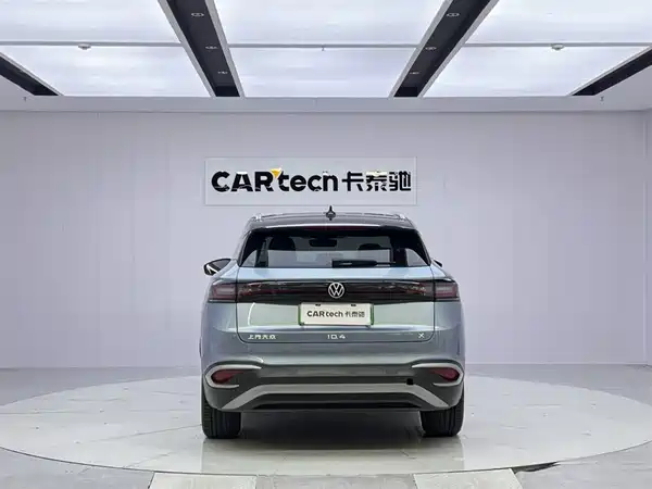 Volkswagen ID.4 X 2025