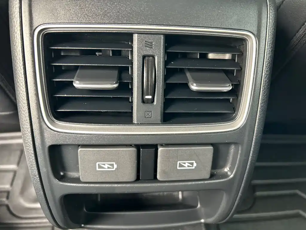Honda Accord 2023 — фото 14