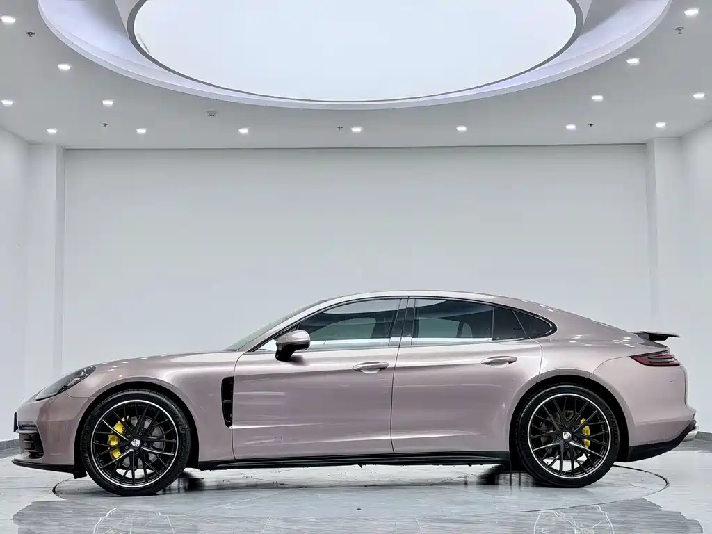 Porsche Panamera 2017 — фото 8