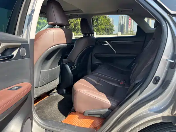 Lexus RX 2020