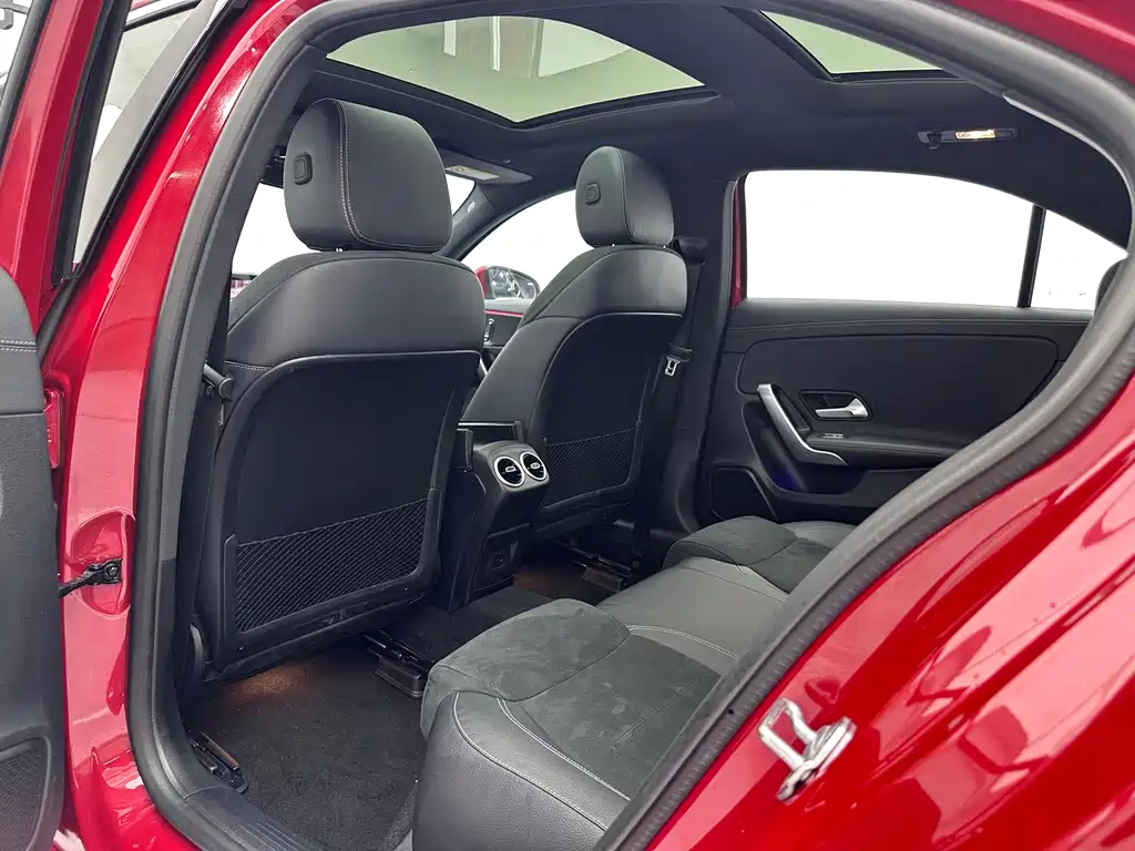 Mercedes-Benz A-Class 2023 — фото 21