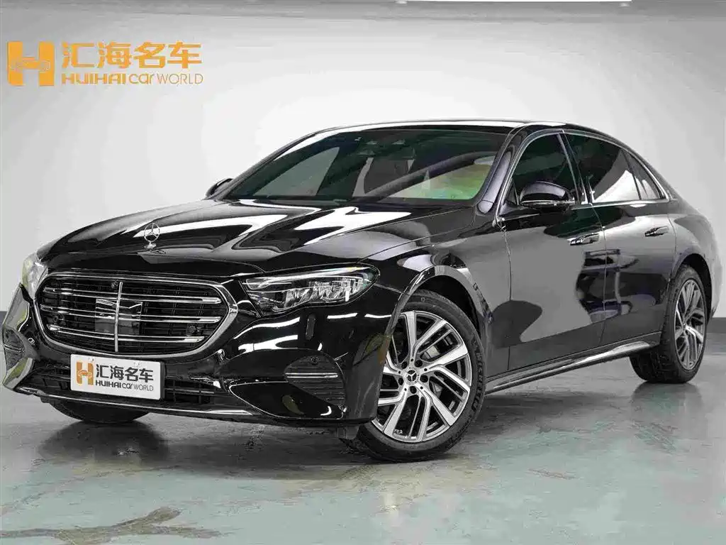 Mercedes-Benz E-Class 2025 — фото 1