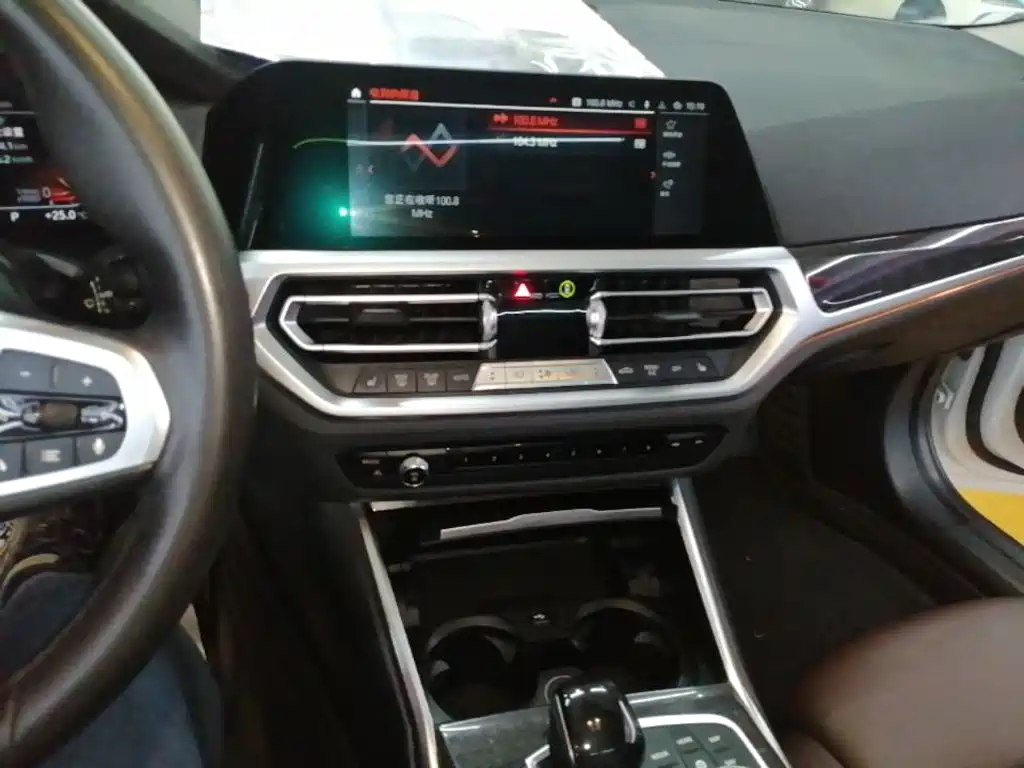 BMW 3 Series 2020 — фото 13