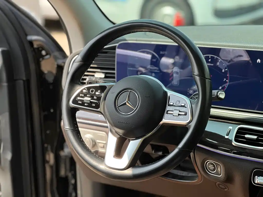 Mercedes-Benz GLE 2023 — фото 10