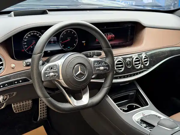 Mercedes-Benz S-Class 2020