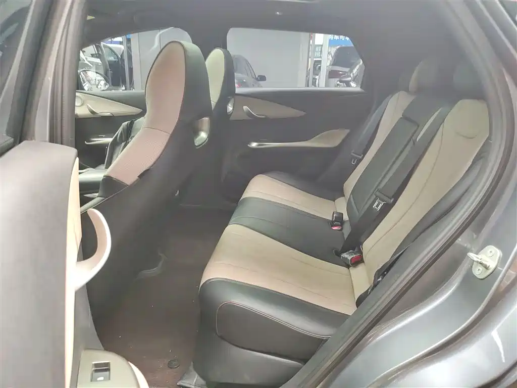 BYD Dolphin 2023 — фото 17