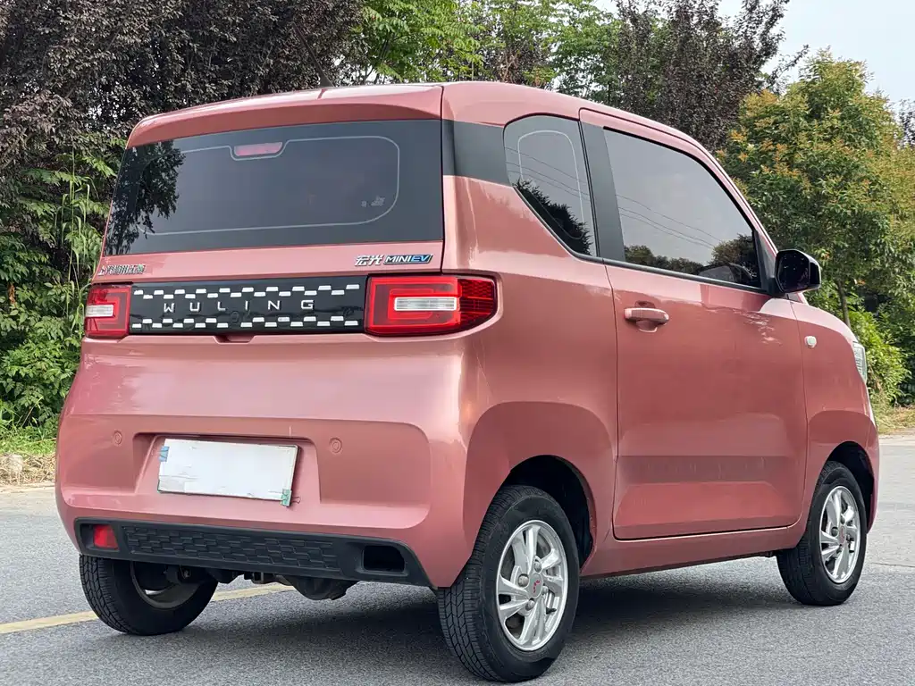 Wuling MINIEV 2020